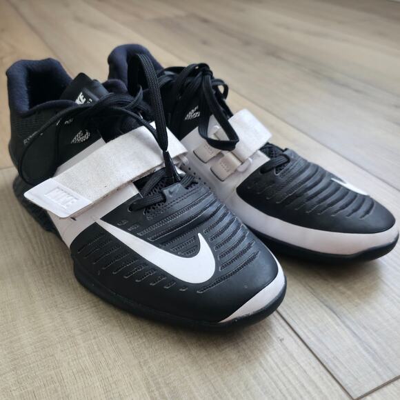 Nike Romaleos 3 Weightlifting Black/White Specialty Shoe Women Sz 8.5 878557-001 - Picture 2 of 9